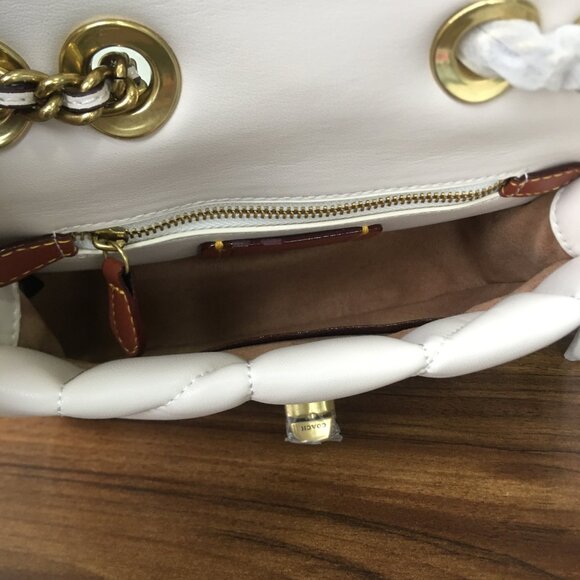 NEW COACH quilted pillow Madison leather shoulder crossbody bag in white - Picture 9 of 10